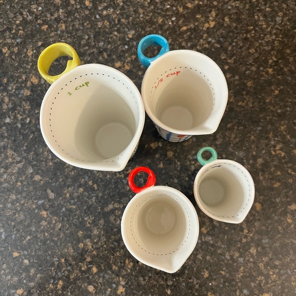 Anthropologie Tall Measuring Set of 4 Nesting Cups Ceramic 1c, 1/2c, 1/3c 1/4c - Picture 7 of 8